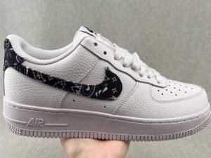 Air Force 1 Low Black Paisley