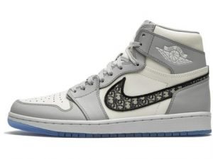 Air Jordans 1 Retro High CN8607002