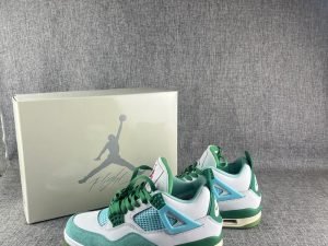 Air jordan4 lake green
