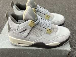 Jordan 4 Retro SE Craft 2023
