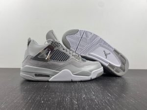 Air Jordan 4 WMNS “Frozen Moments”