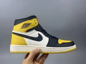 Air Jordan1 black and yellow toe