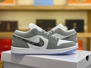 Air Jordan 1 LOW Item number: DC0774