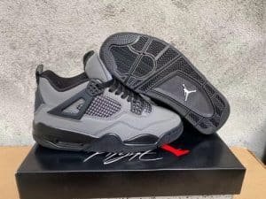 Air Jordan 4 gray black