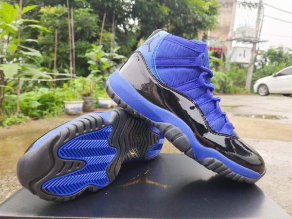 Air Jordan 11 Royal Blue Black - Image 3